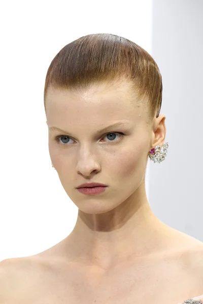 Look 57